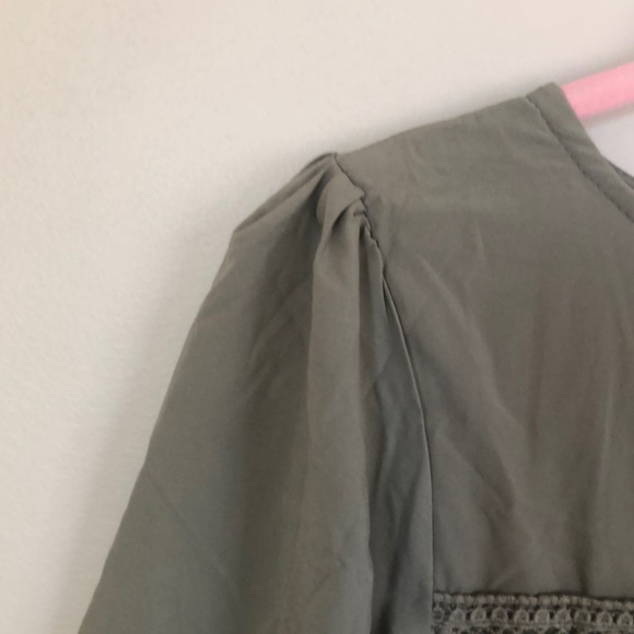 💋LIKE NEW💋 Sage green prairie dress with lace - Picture 3 of 5